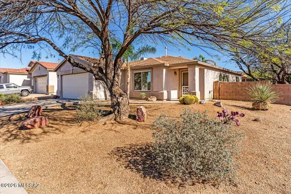 $325,000 | 6094 West Echo Crossing Road, Tucson, AZ 85735
