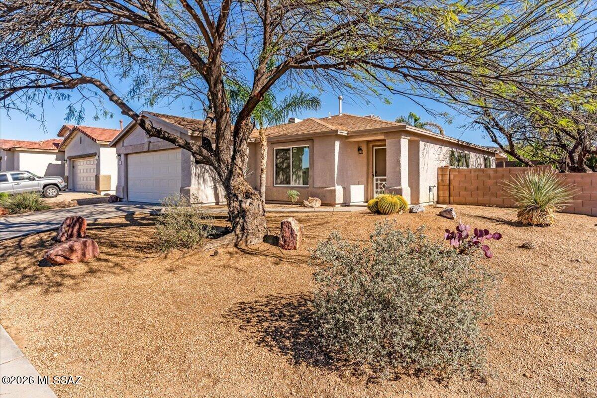 6094 West Echo Crossing Road Tucson, AZ 85735 - Photo 1 of 51 03-DSC00545