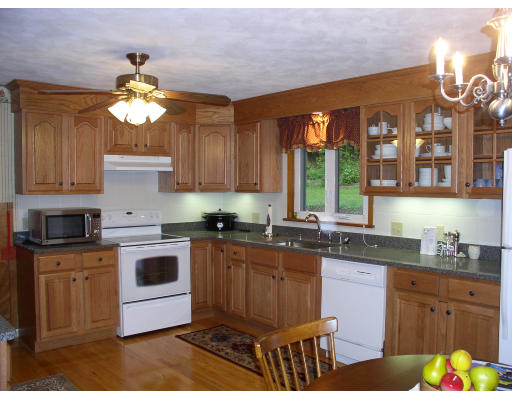 75 Montague Road Westhampton, MA 01027 - Photo 8 of 10