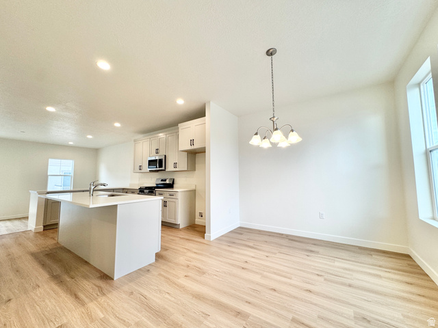 1650 North Main Street Layton, UT 84041 - Photo 8 of 24 Kitchen