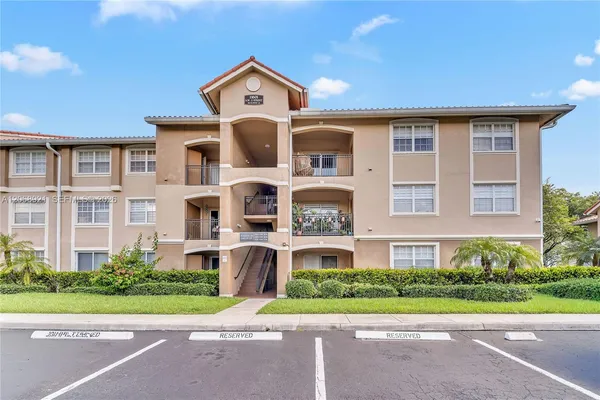 $2,650 | 11601 Southwest 2nd Street, Unit 21308, Pembroke Pines, FL 33025