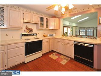 712 Woodside Road Rydal, PA 19046 - Photo 4 of 12 Kitchen