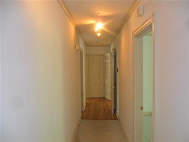 6005 Hickory Valley Road Nashville, TN 37205 - Photo 14 of 19 HALL ENTRY WAY