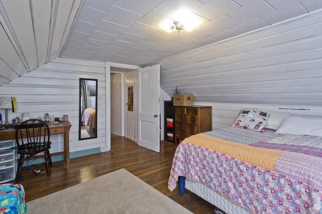 1 Stratford Road Holyoke, MA 01040 - Photo 27 of 31 Gallery Image 27