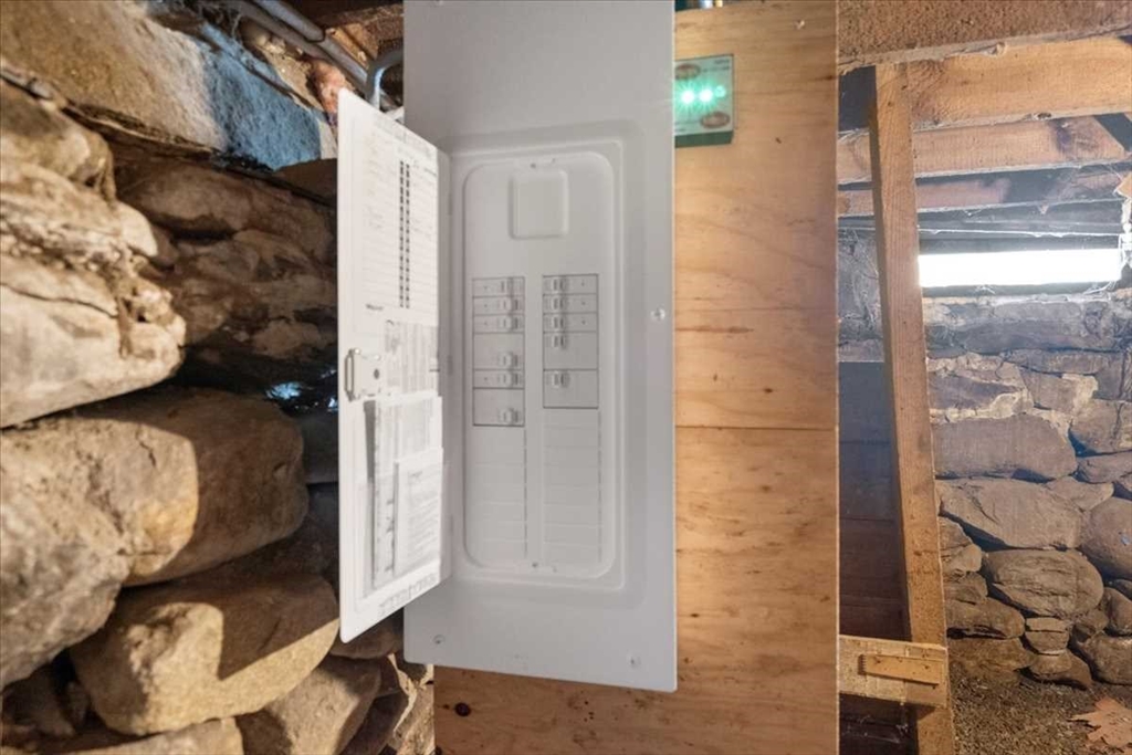 46-48 North Street Hardwick, MA 01031 - Photo 13 of 14