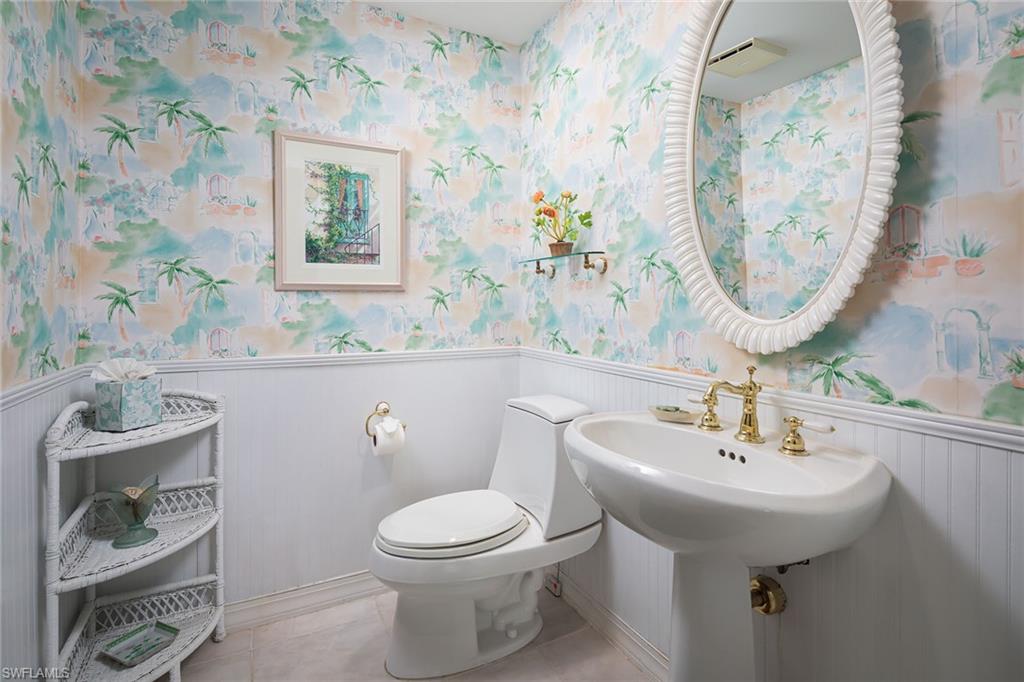 445 Dockside Drive, Unit A804 Naples, FL 34110 - Photo 15 of 30