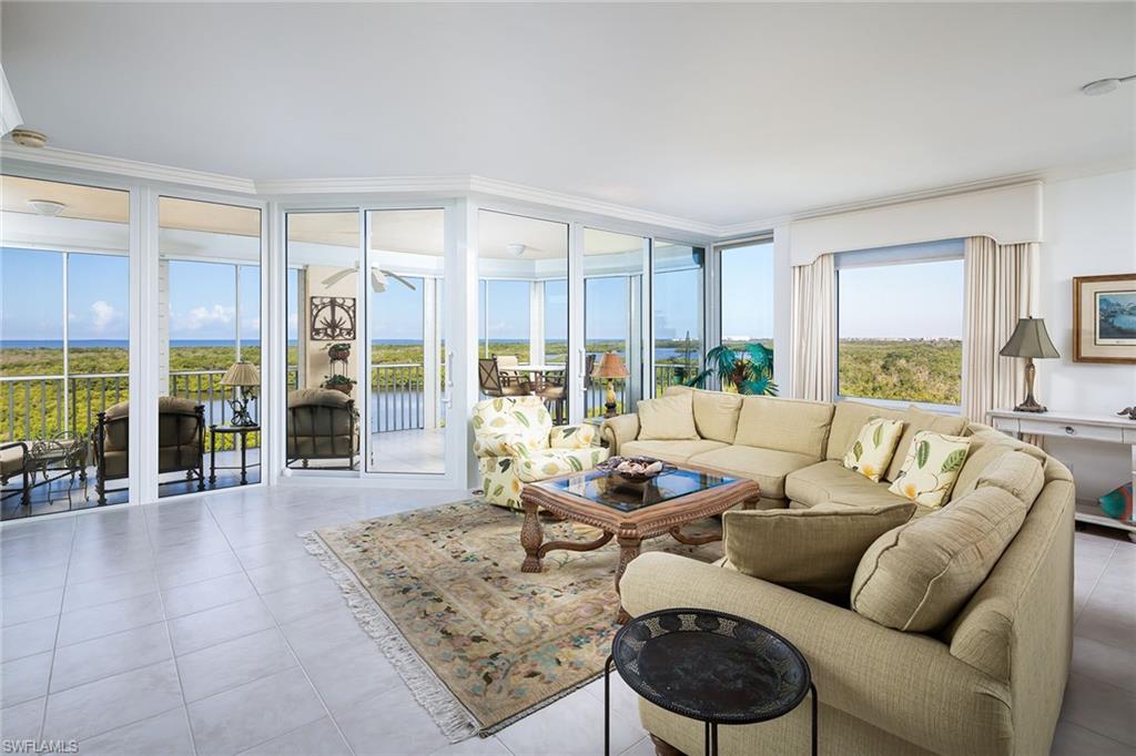 445 Dockside Drive, Unit A804 Naples, FL 34110 - Photo 4 of 30