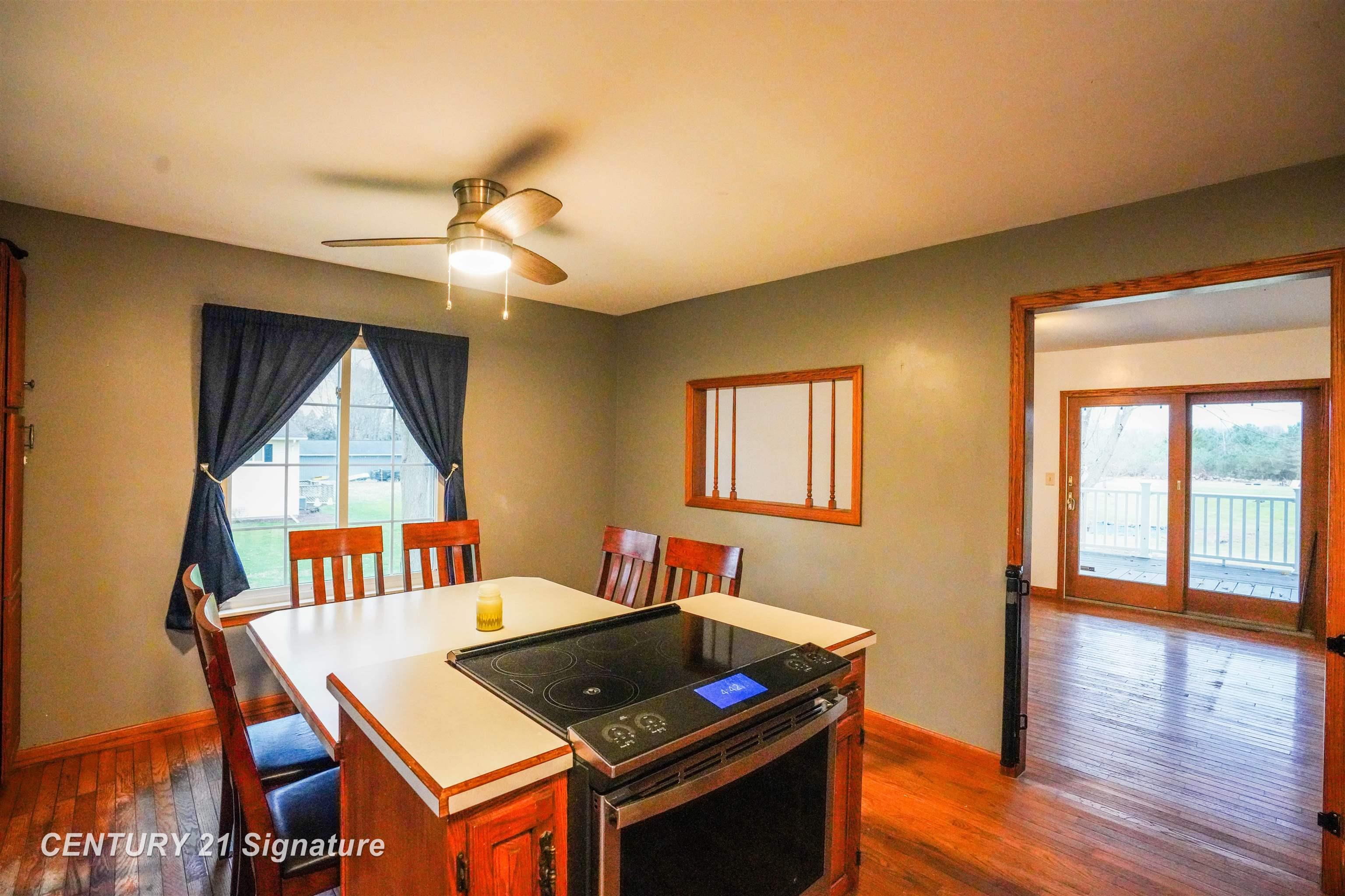 5415 Stroebel Road Saginaw, MI 48609 - Photo 9 of 31 50160565-be36a016-8f75-4caa-ae30-47179c2a3183.JPG