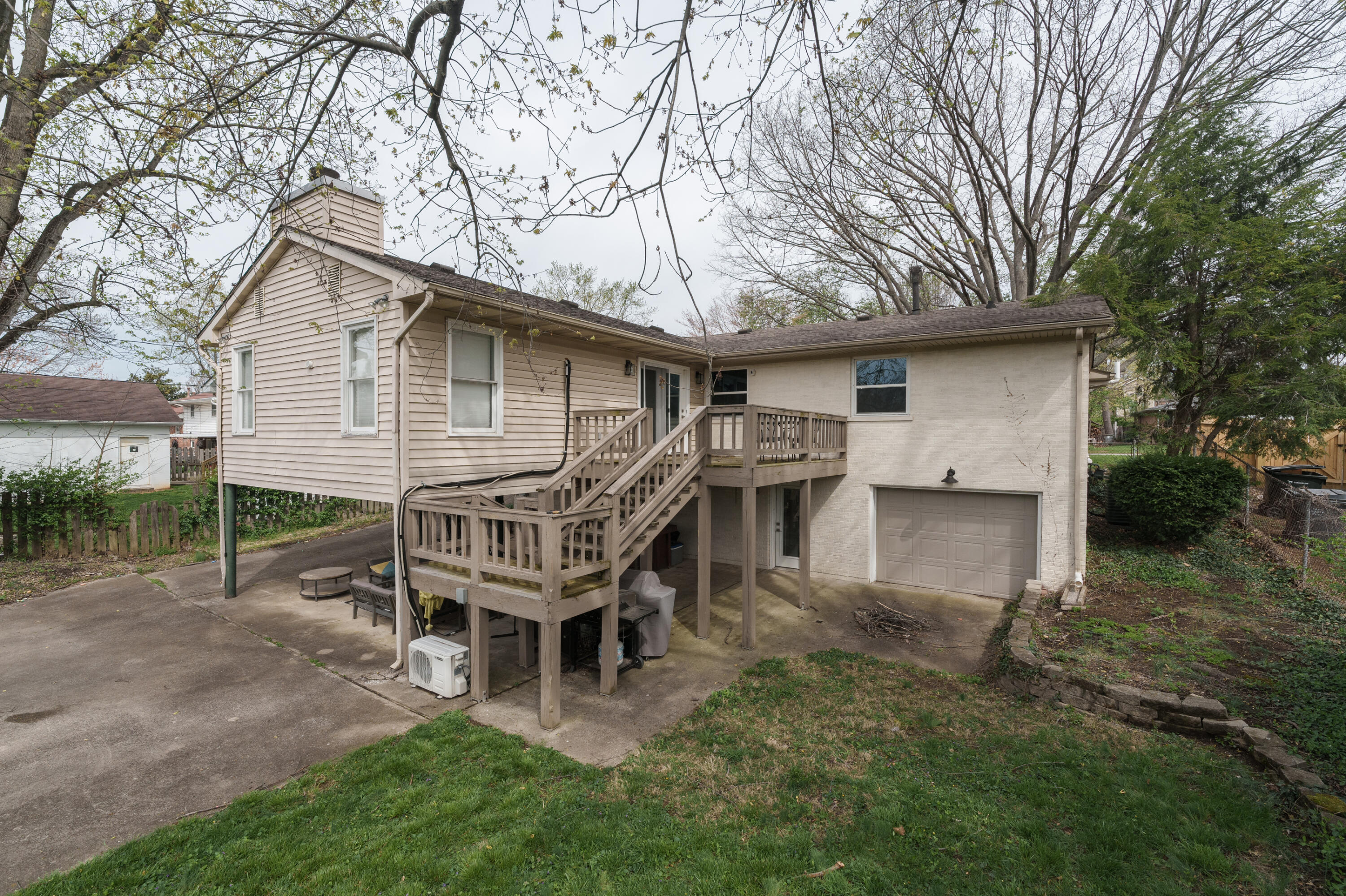 1420 Pine Meadow Road Lexington, KY 40504 - Photo 20 of 22 Pine Meadow-8