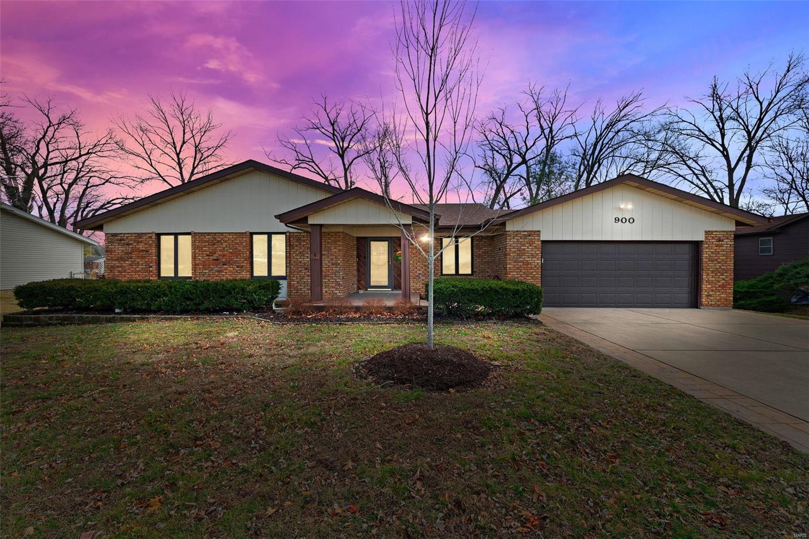 900 Ruth Drive St. Charles, MO 63301 - Photo 1 of 36 Gallery Image 1