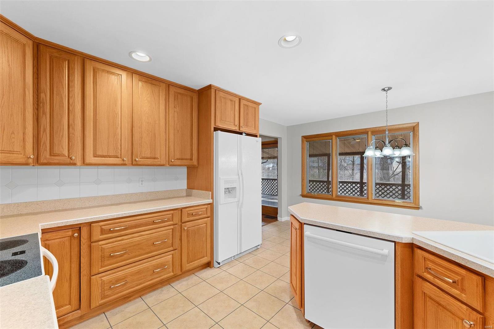 900 Ruth Drive St. Charles, MO 63301 - Photo 14 of 36 Gallery Image 14