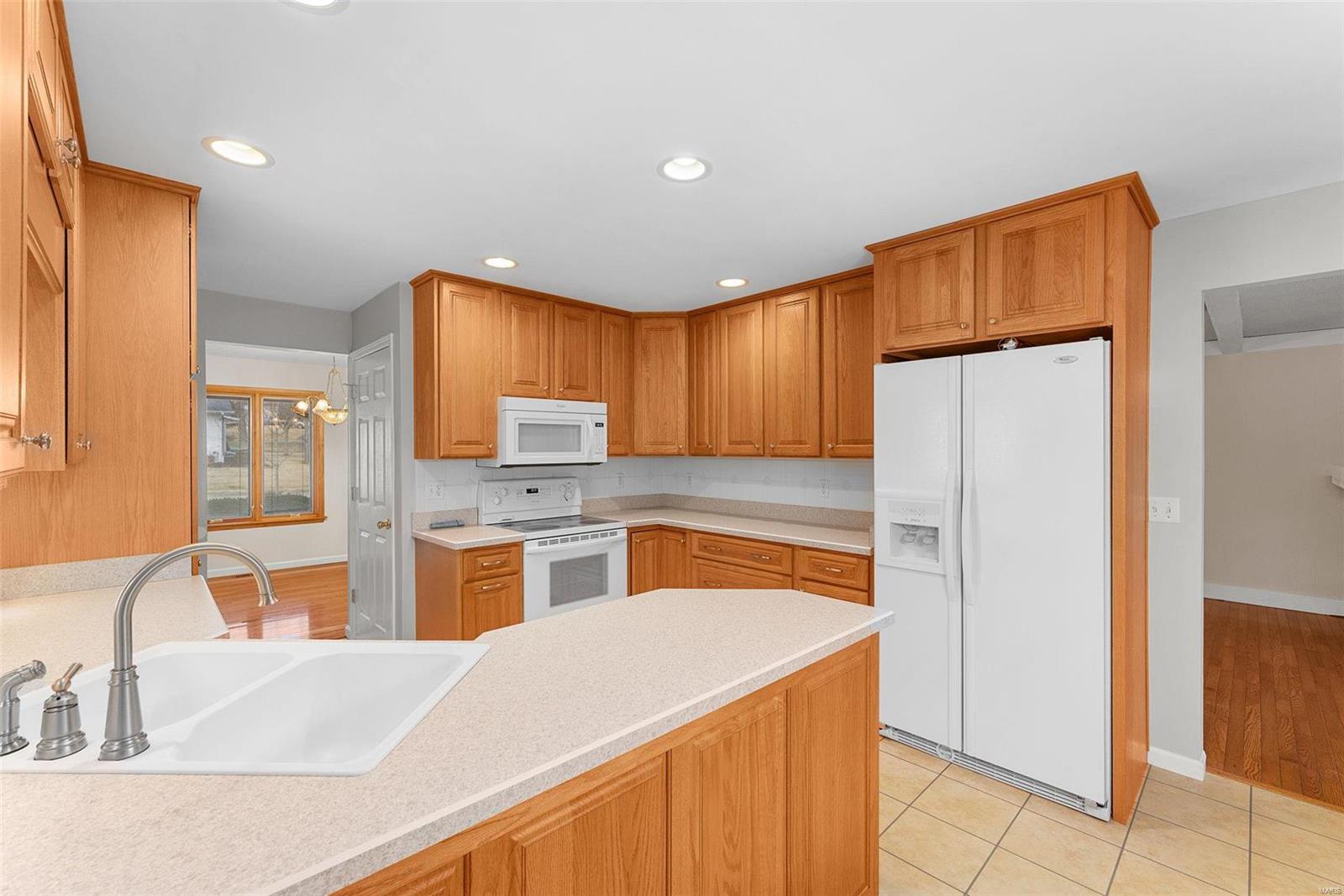 900 Ruth Drive St. Charles, MO 63301 - Photo 16 of 36 Gallery Image 16