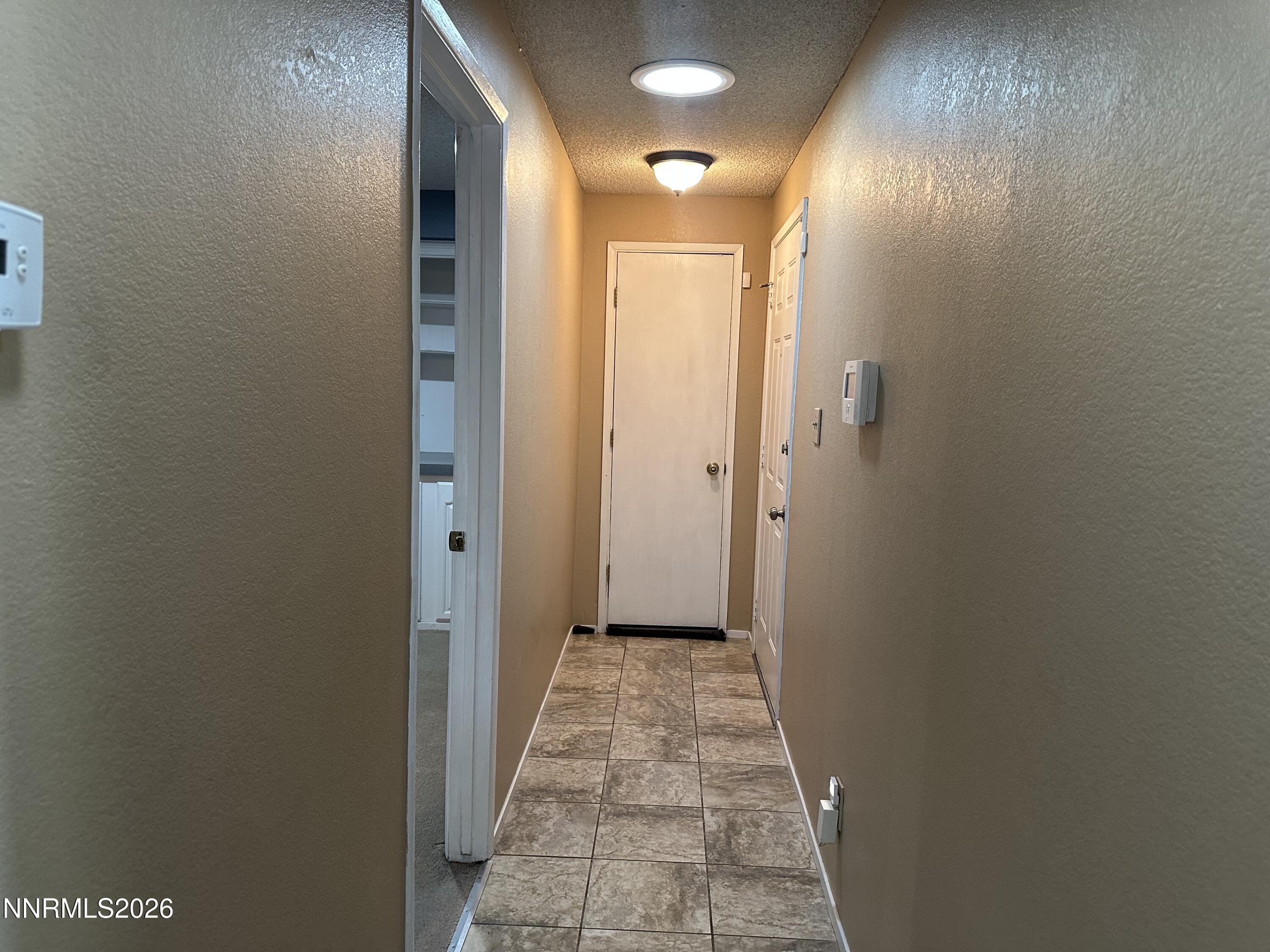 1500 Ellendale Court Reno, NV 89503 - Photo 4 of 25 Entryway