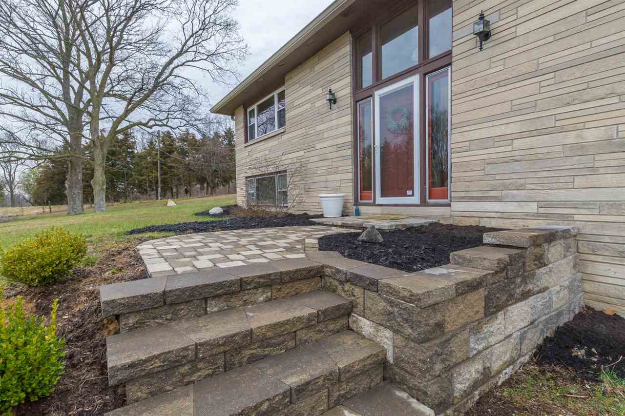 375 North Hartstrait Road Bloomington, IN 47404 - Photo 3 of 36