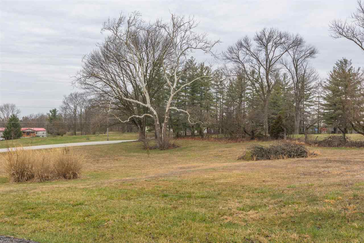 375 North Hartstrait Road Bloomington, IN 47404 - Photo 4 of 36