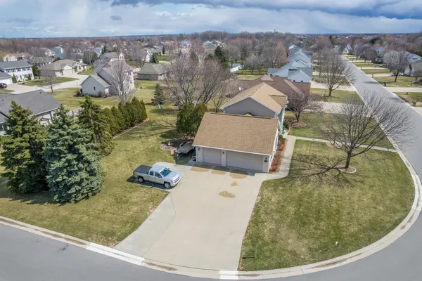 $449,900 | W6074 Strawflower Drive, Appleton, WI 54915