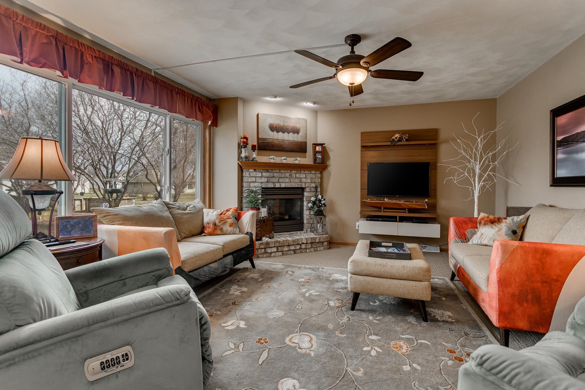 W6074 Strawflower Drive Appleton, WI 54915 - Photo 5 of 53