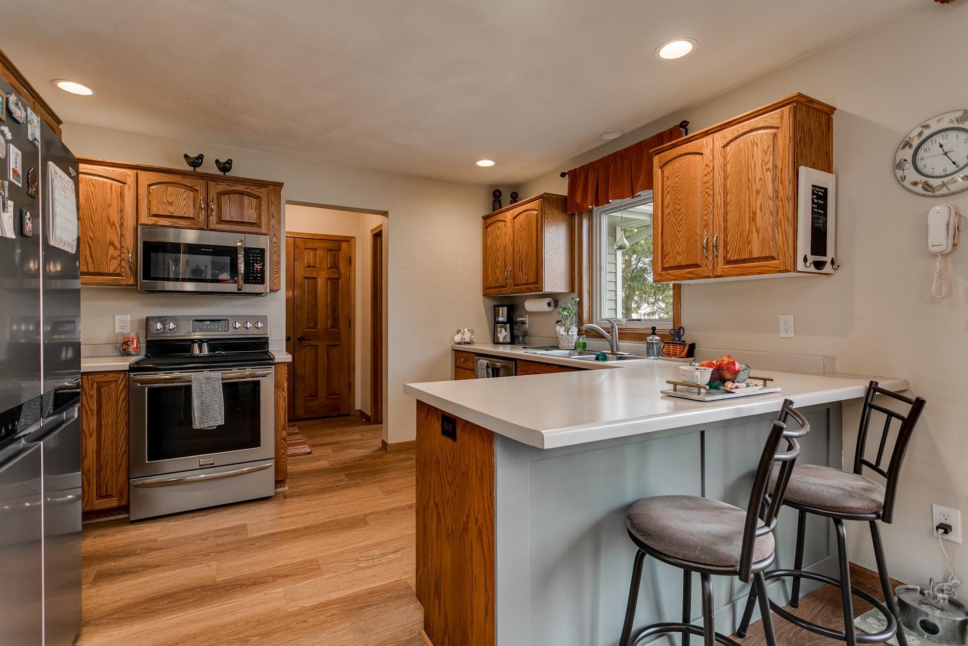 W6074 Strawflower Drive Appleton, WI 54915 - Photo 9 of 53