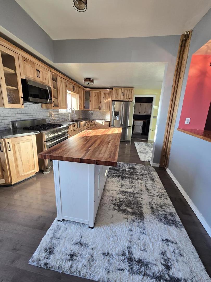 2265 North 3806th Road Serena, IL 60549 - Photo 8 of 41