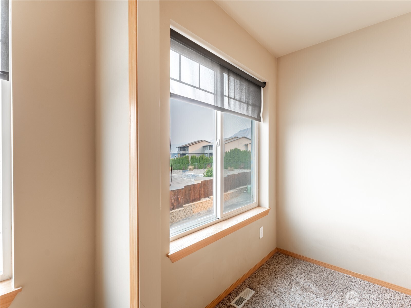 1535 Historic Lane Wenatchee, WA 98801 - Photo 7 of 35 a view of an empty room with a window