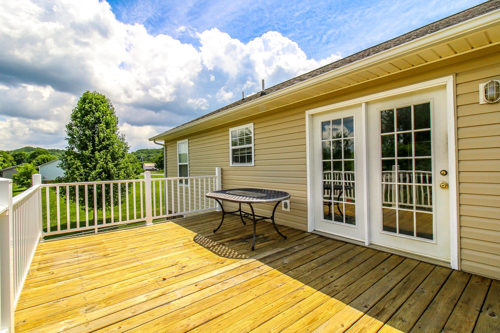 1973 Phagan Road Talbott, TN 37877 - Photo 29 of 35 a view of a patio on the roof deck