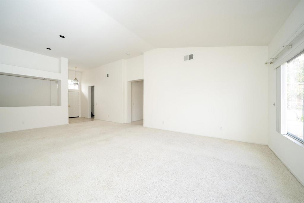 5210 Candlelight Street Oceanside, CA 92056 - Photo 7 of 30