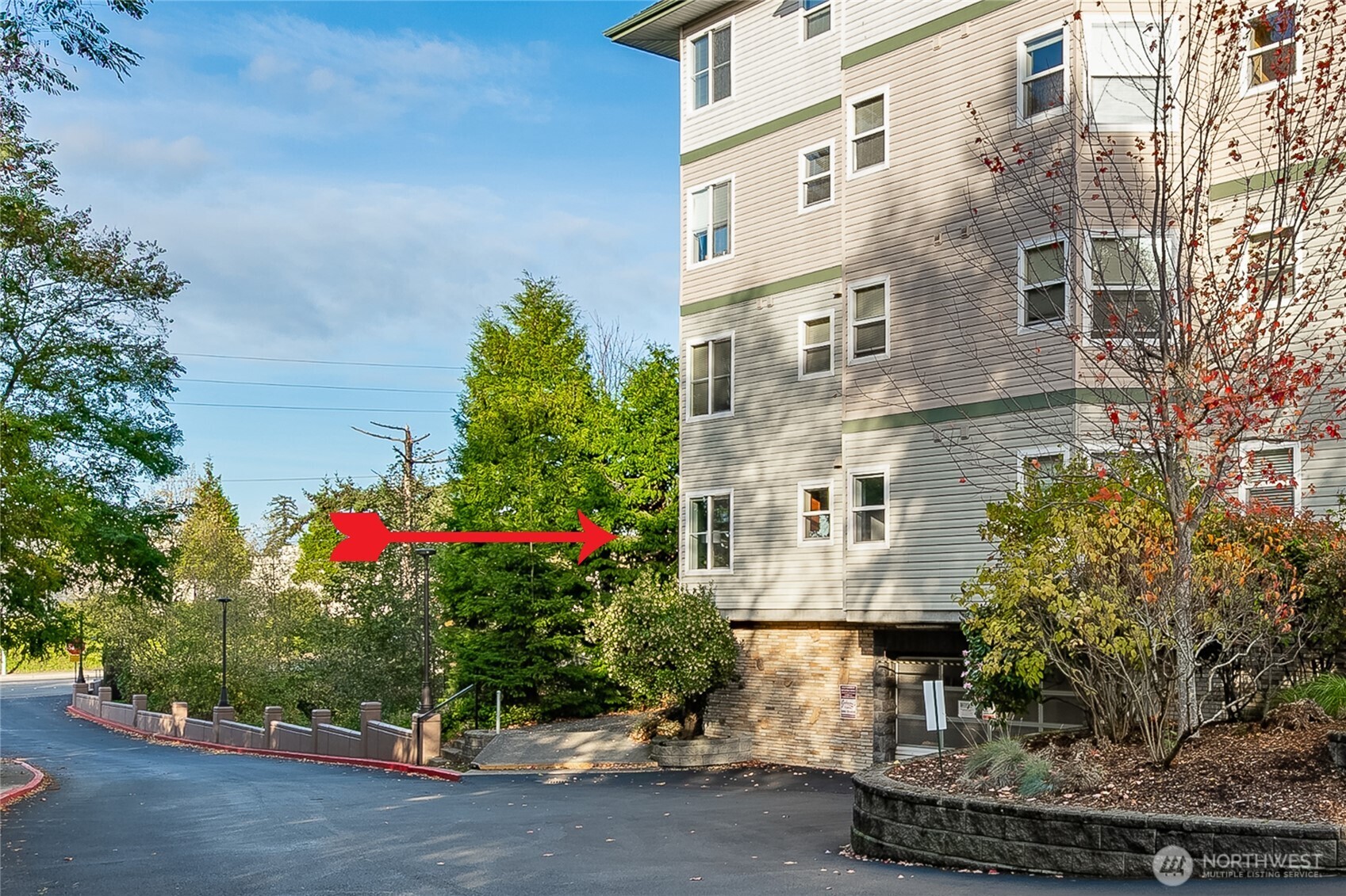 251 West Bakerview Road, Unit 103 Bellingham, WA 98226 - Photo 3 of 40