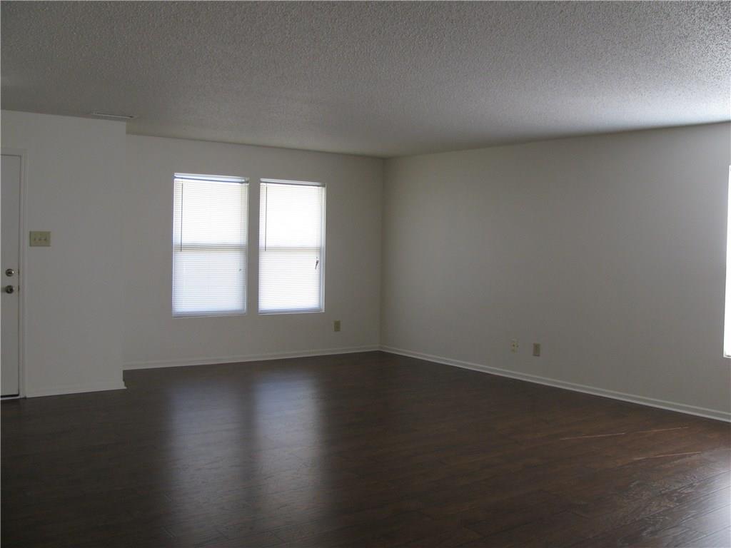 8371 South Evening Drive Pendleton, IN 46064 - Photo 2 of 23