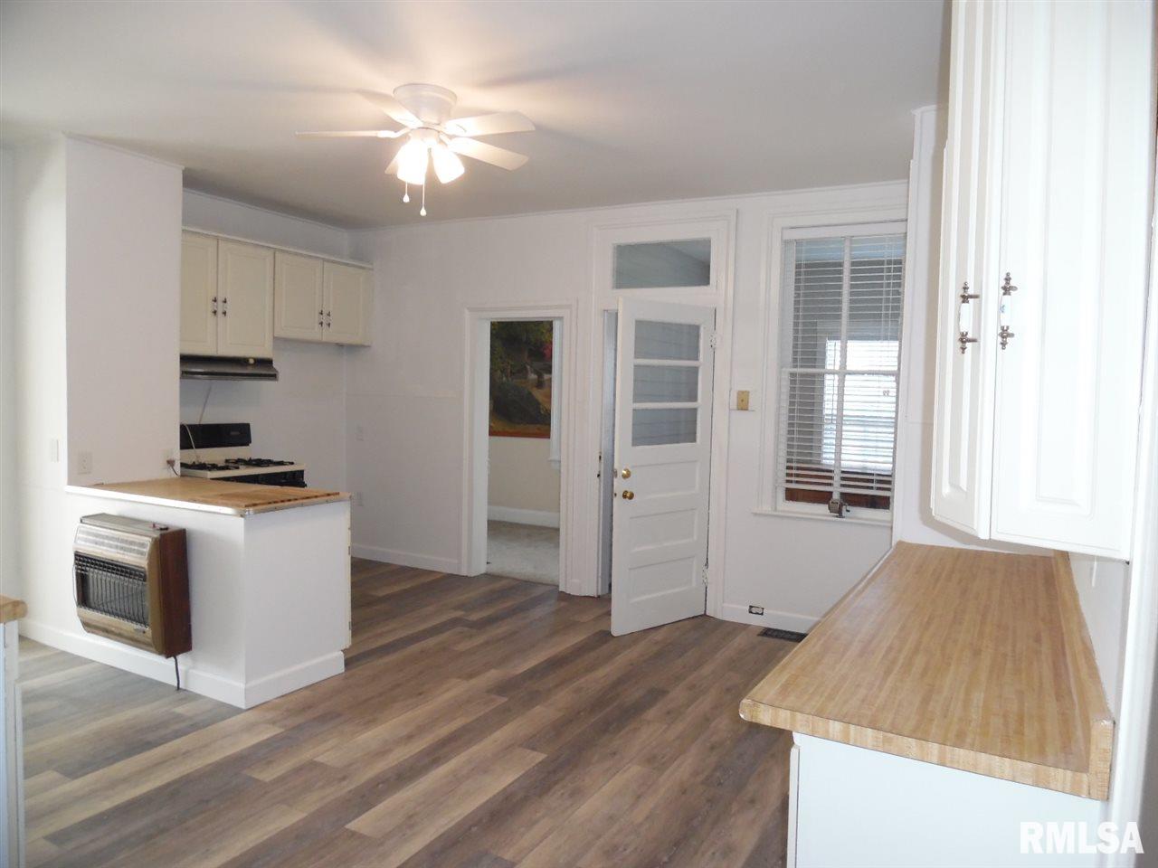 3092 Mall Road Pekin, IL 61554 - Photo 14 of 36