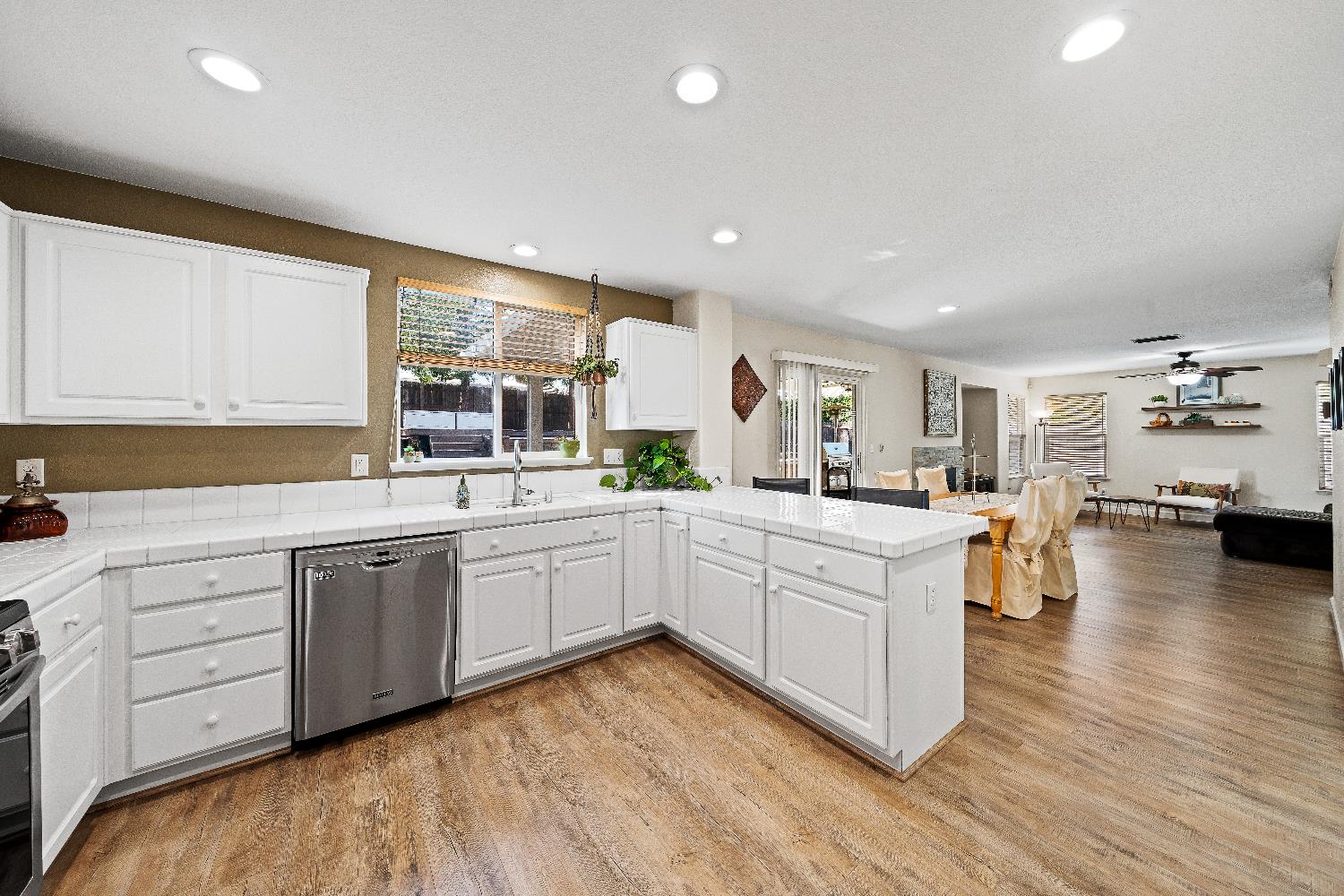 4237 Crazy Horse Road Cameron Park, CA 95682 - Photo 14 of 60