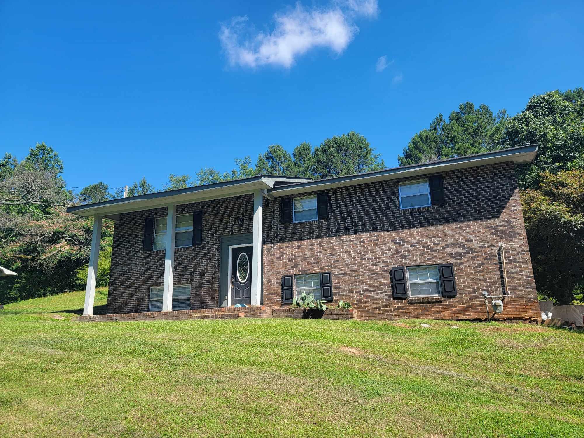 152 West Rogers Road LaFayette, GA 30728 - Photo 1 of 25 447815761_865427168760550_58026819580756