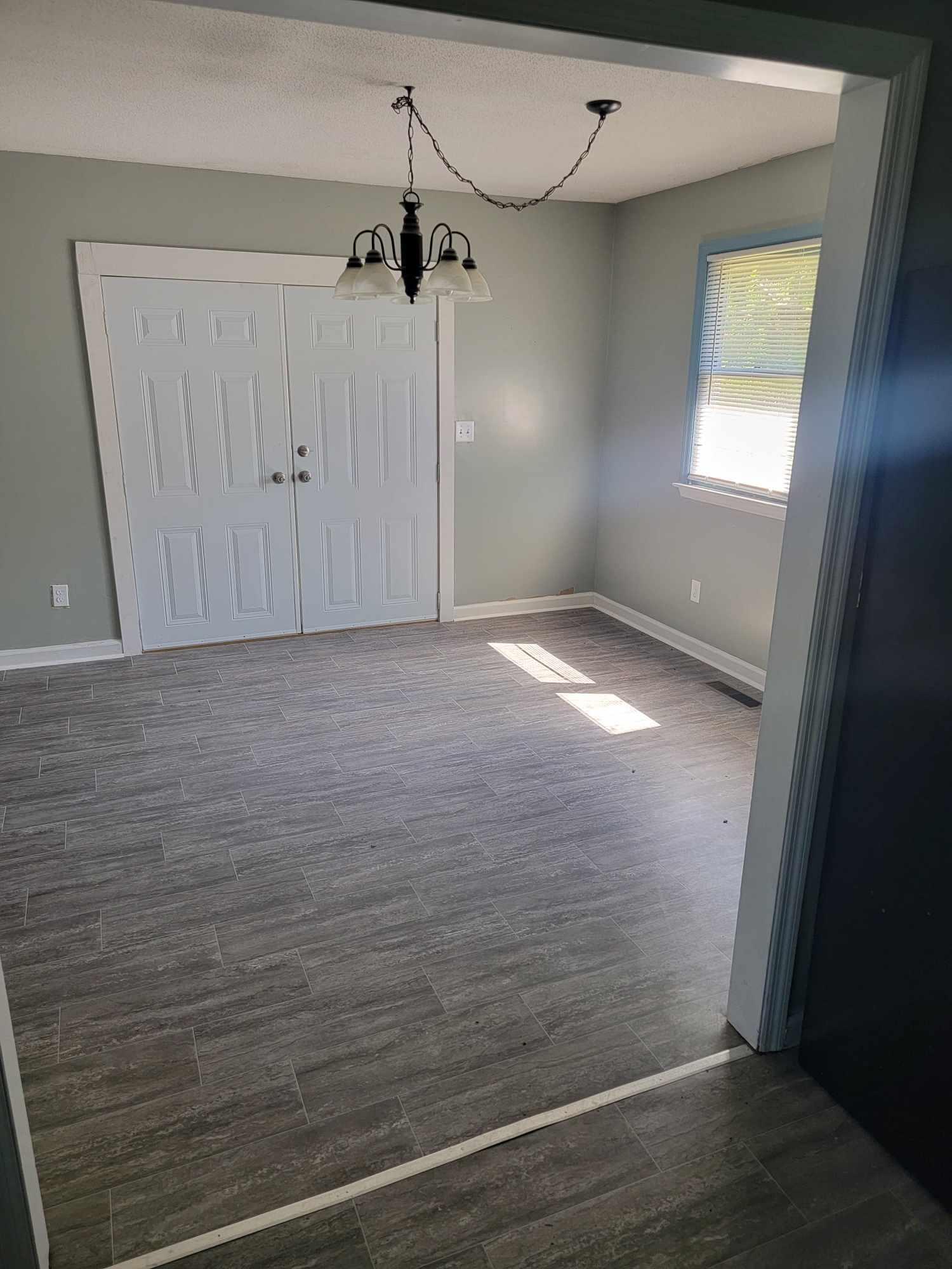 152 West Rogers Road LaFayette, GA 30728 - Photo 10 of 25 447833491_817938900273921_28920324192095