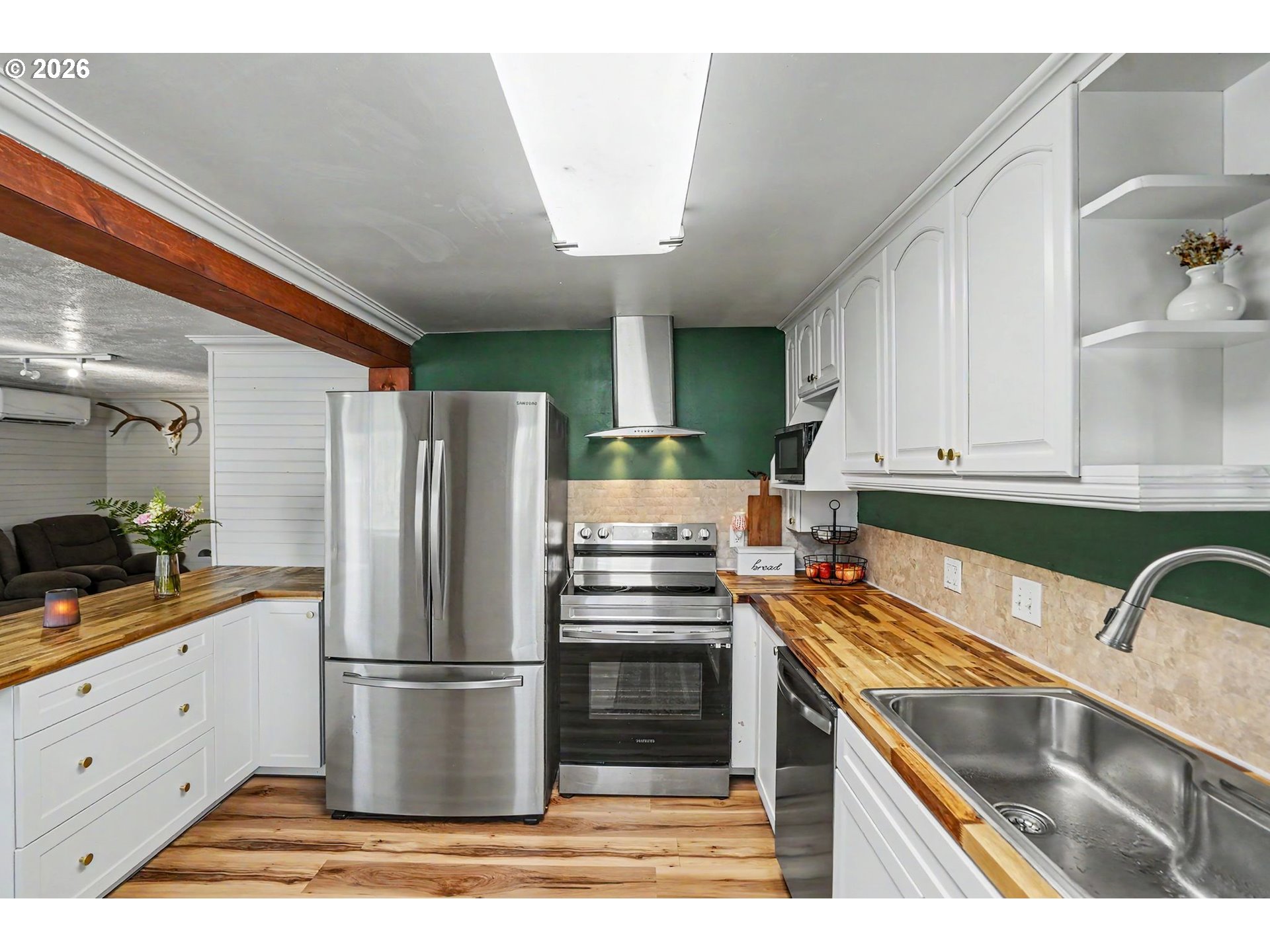 295 10th Street Lyons, OR 97358 - Photo 14 of 38