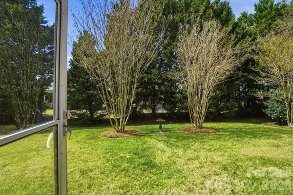 $450,000 | 6319 Highland Commons Drive, Charlotte, NC 28269