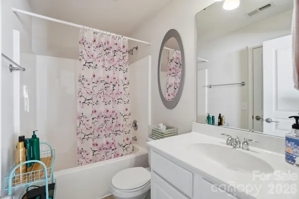 $450,000 | 6319 Highland Commons Drive, Charlotte, NC 28269