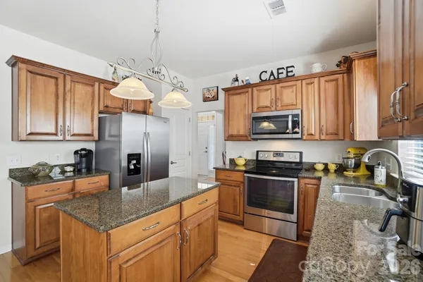 $450,000 | 6319 Highland Commons Drive, Charlotte, NC 28269