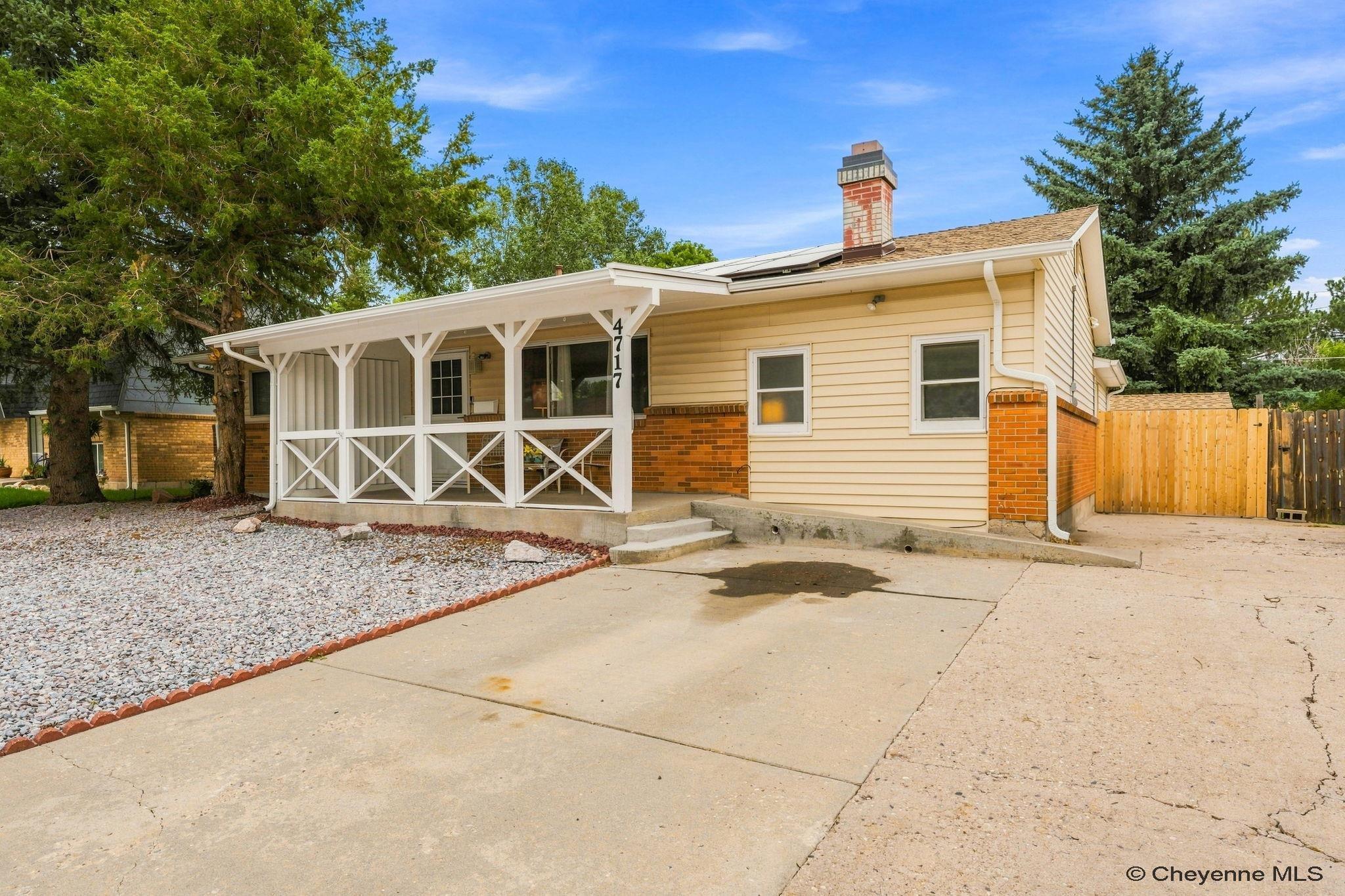 4717 Windmill Road Cheyenne, WY 82009 - Photo 2 of 17 Gallery Image 2