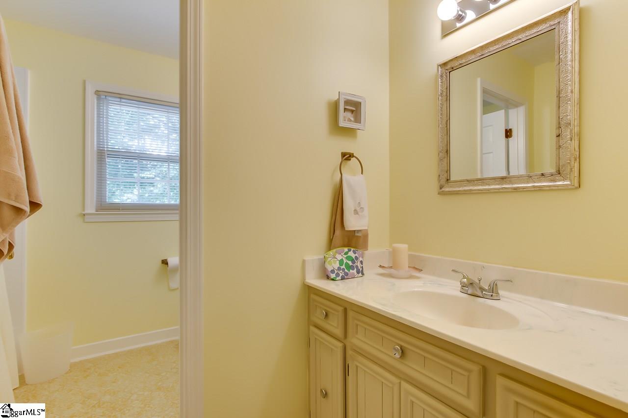 103 Burning Bush Lane Greenville, SC 29607 - Photo 22 of 36 Gallery Image 22