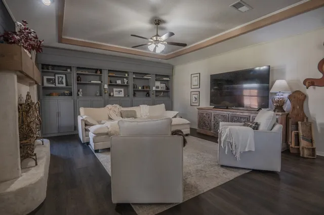 $400,000 | 23326 Farm To Market Road 1293, Thicket, TX 77374