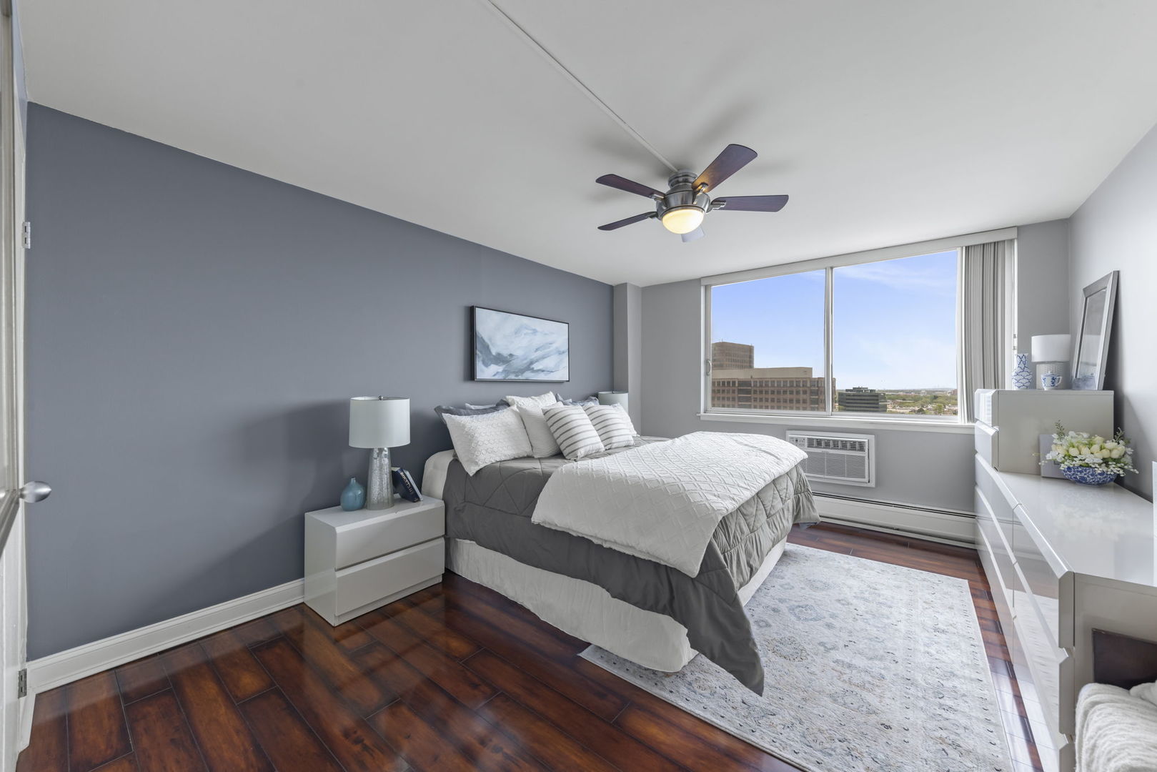 40 North Tower Road, Unit 14L Oak Brook, IL 60523 - Photo 8 of 16
