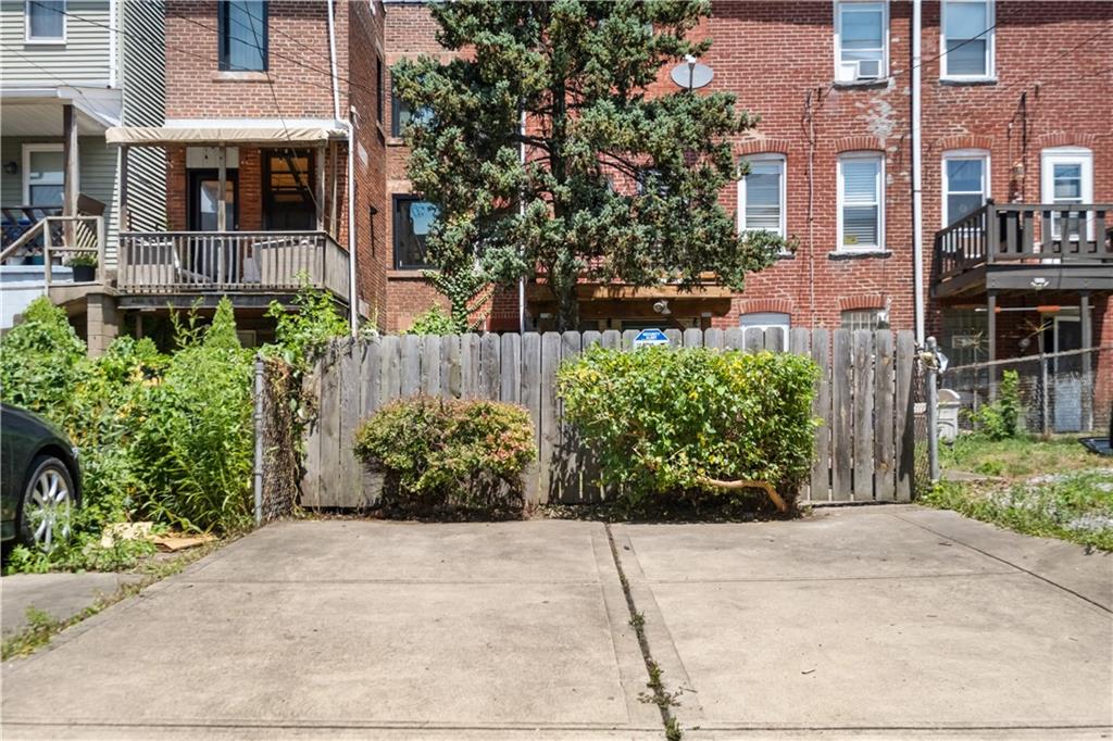 4088 Howley Street Pittsburgh, PA 15224 - Photo 26 of 32 front view of a house