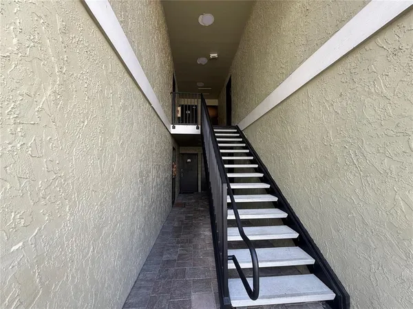 $99,900 | 950 Lake Destiny Road, Unit B, Altamonte Springs, FL 32714