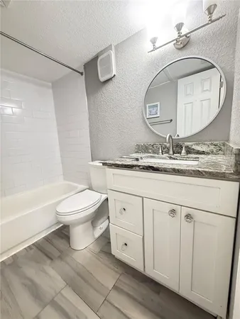 $99,900 | 950 Lake Destiny Road, Unit B, Altamonte Springs, FL 32714