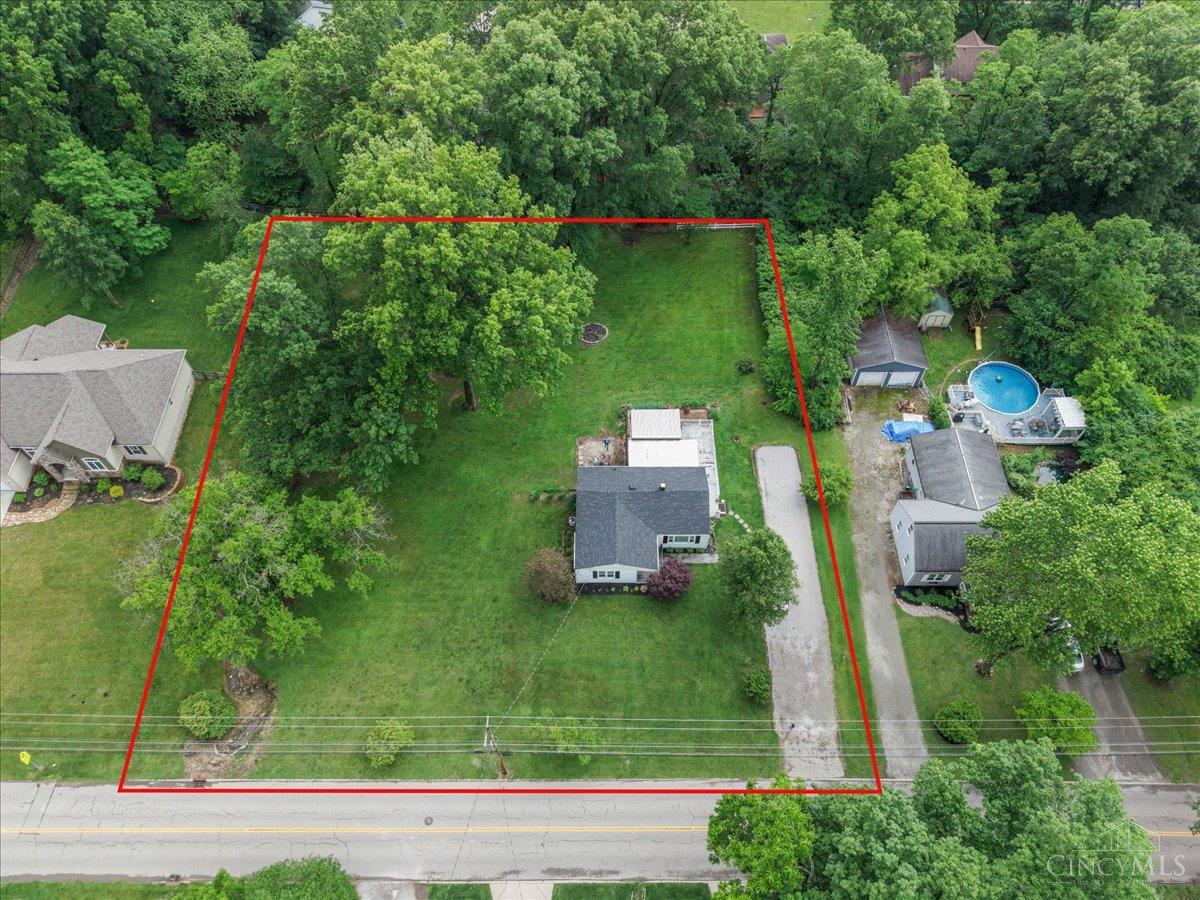 1001 Gaskins Road Cincinnati, OH 45245 - Photo 18 of 27 Gallery Image 18