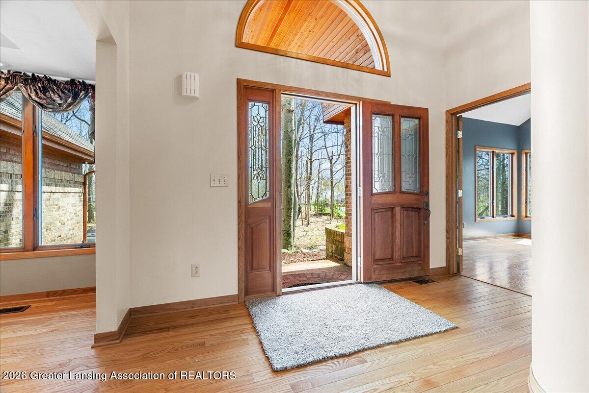 5265 North Canal Road Dimondale, MI 48821 - Photo 5 of 57 15-Media Jett - 10