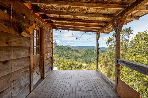 $325,000 | 18700 Scenic Drive, Redwood Valley, CA 95470