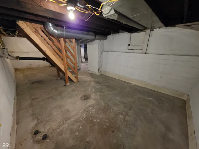 $1,495 | 5030 East New York Street, Indianapolis, IN 46201