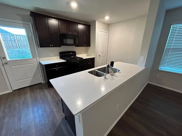 $1,695 | 715 Mulberry Drive, Princeton, TX 75407