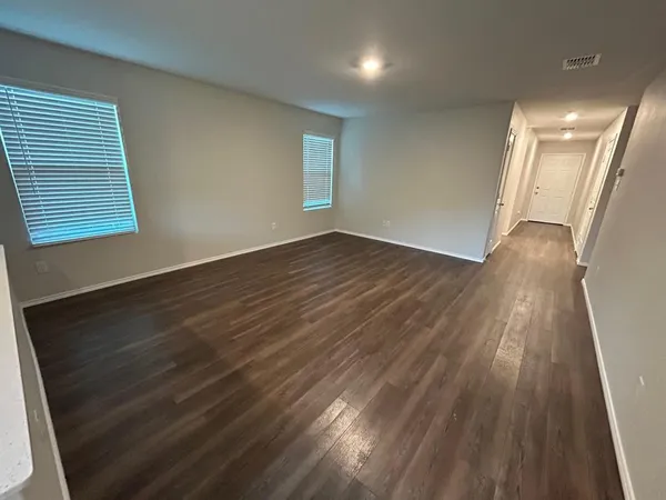 $1,695 | 715 Mulberry Drive, Princeton, TX 75407