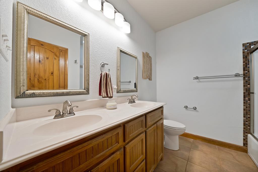 151 Roble Court Weatherford, TX 76088 - Photo 24 of 39